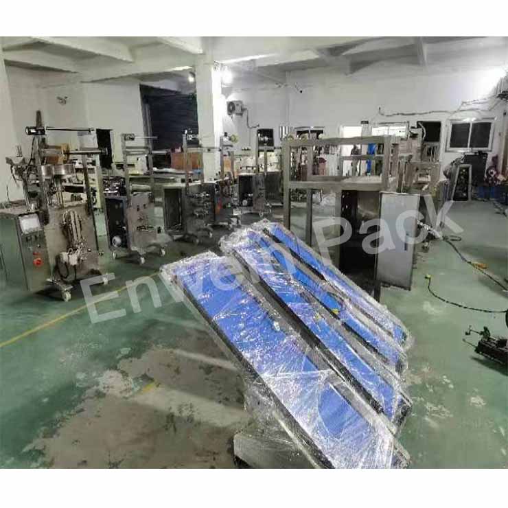 Finished product conveyor from China manufacturer FOSHAN ENWEIN PACKAGING MACHINERY CO., LTD.